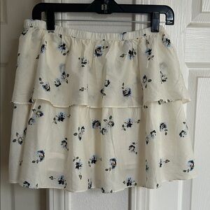 Tiered mini skirt Universal Thread